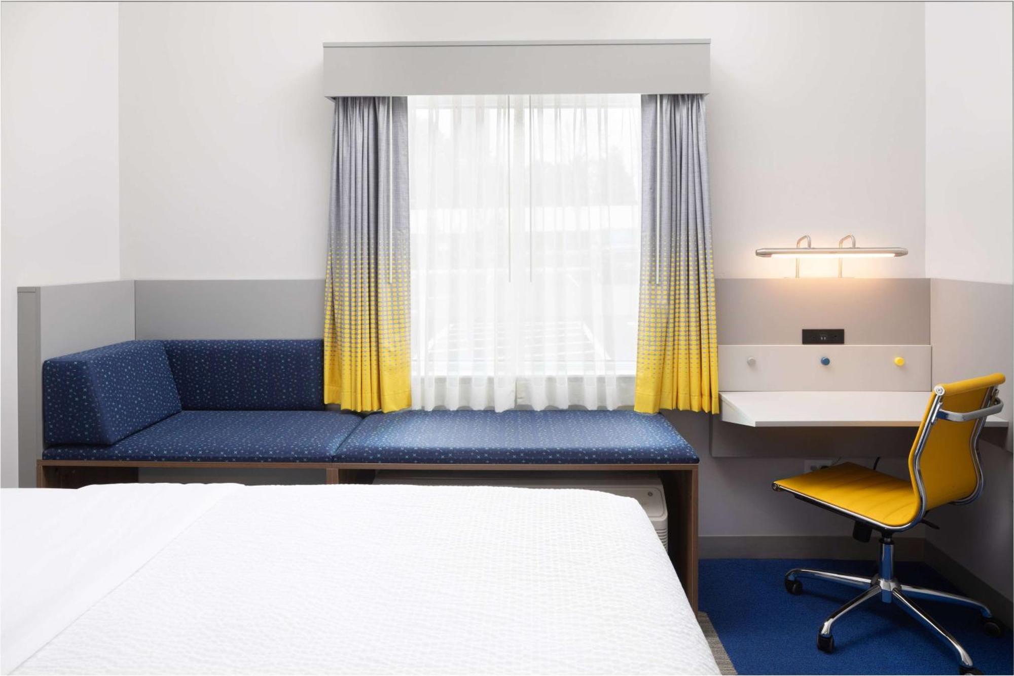 Microtel Inn & Suites By Wyndham Macedon Kültér fotó