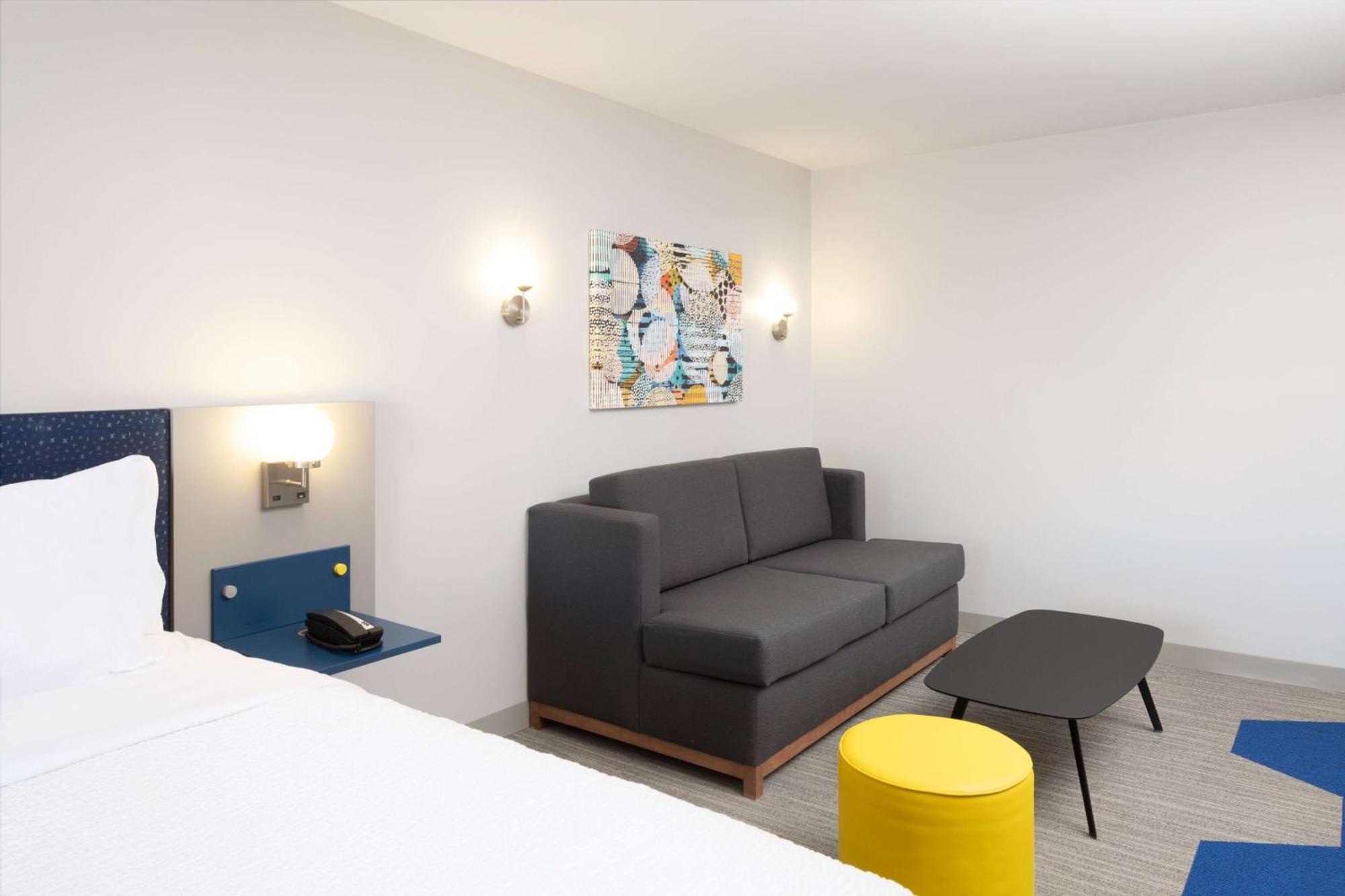 Microtel Inn & Suites By Wyndham Macedon Kültér fotó